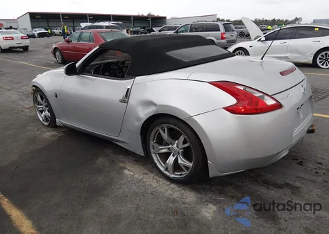 2012 Nissan 370Z Touring z USA, uszkodzony, nr VIN JN1AZ4FH4CM371189